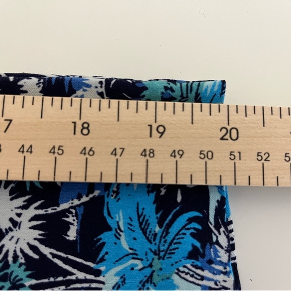 Christopher & Banks Blue Floral Print Capris - Picture 15 of 15